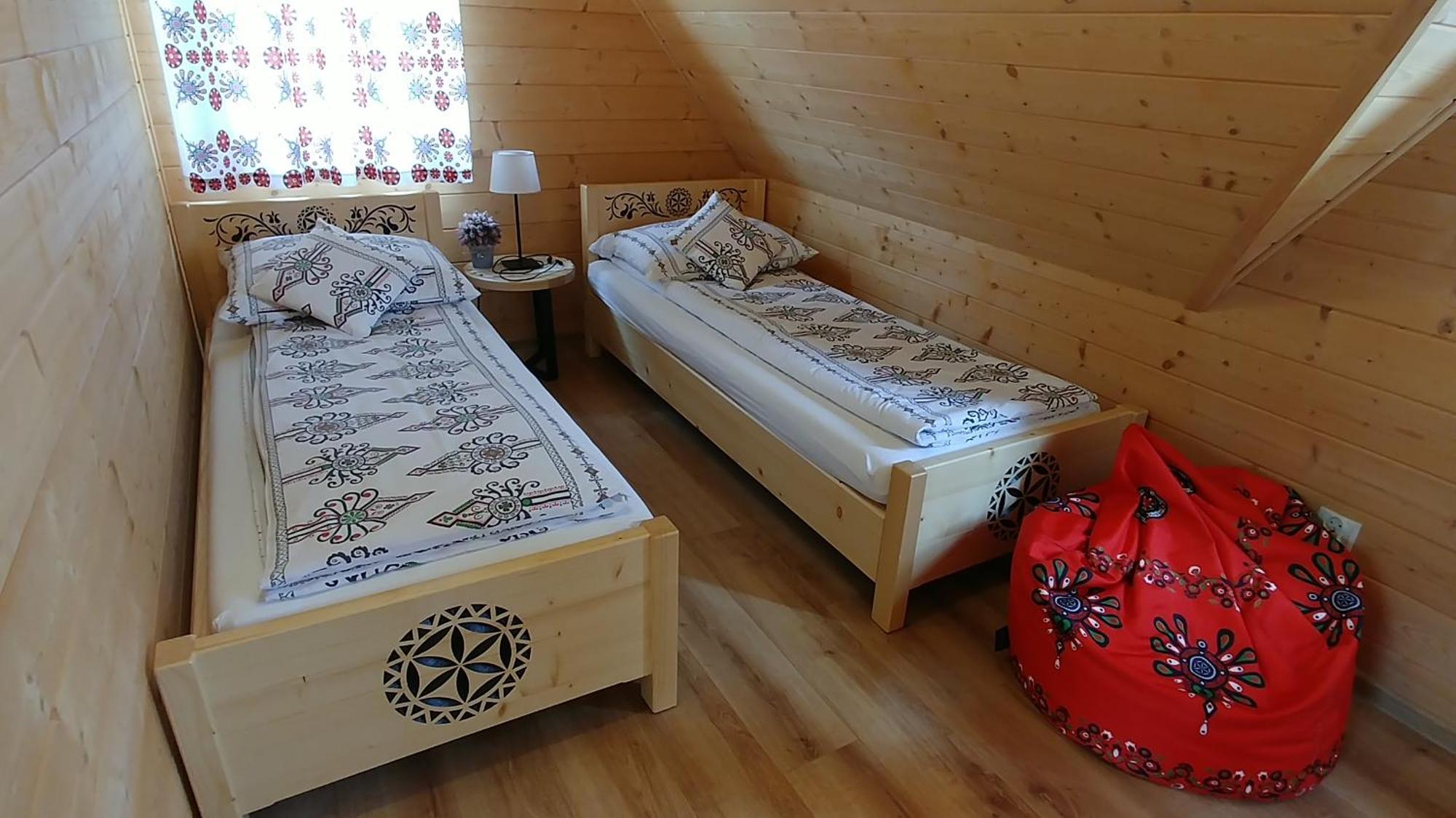 蛋白质山林小屋 Bialka Tatrzanska 外观 照片