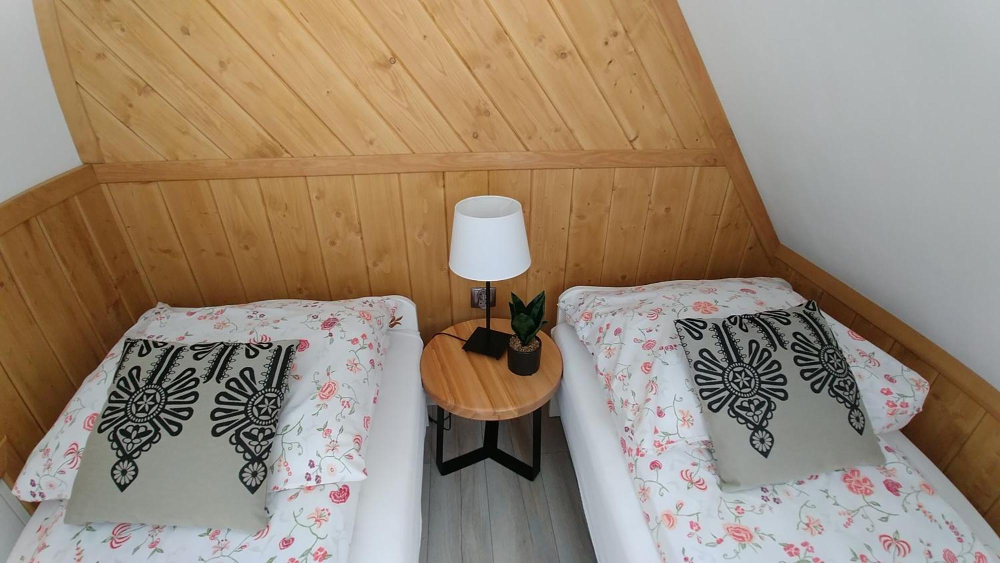 蛋白质山林小屋 Bialka Tatrzanska 外观 照片